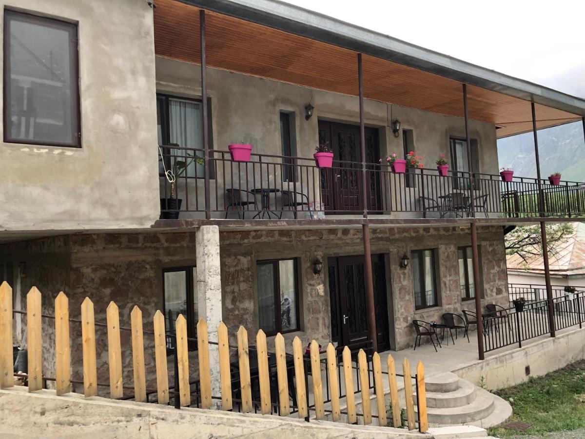 Hotel Hill House Kazbegi Exterior foto